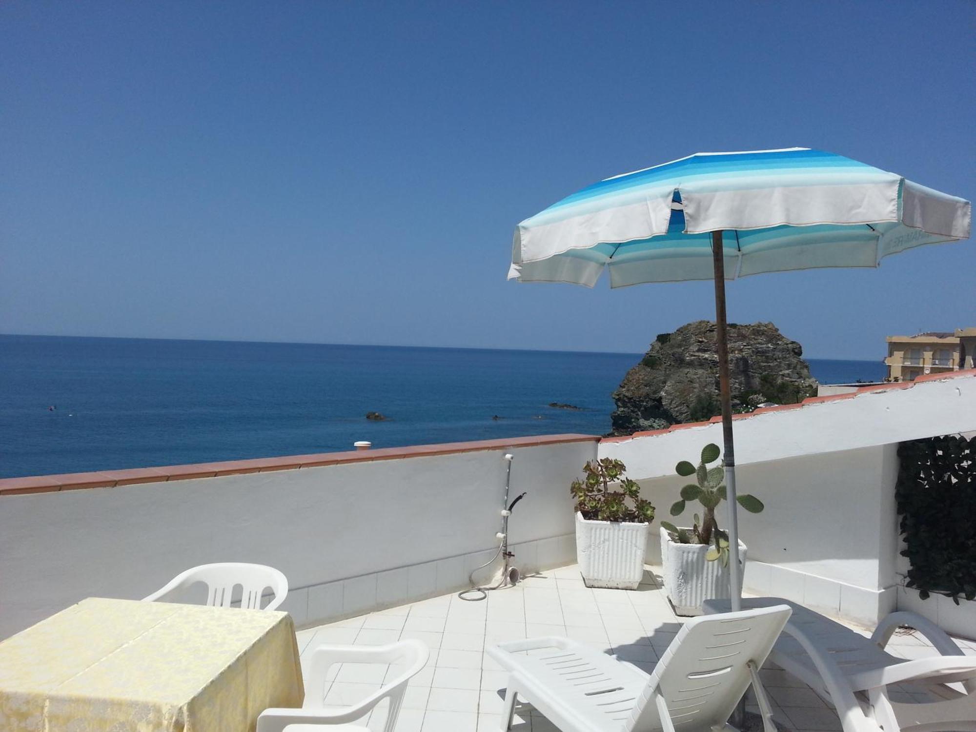Hotel Ristorante Mareblu Амантеа Екстер'єр фото