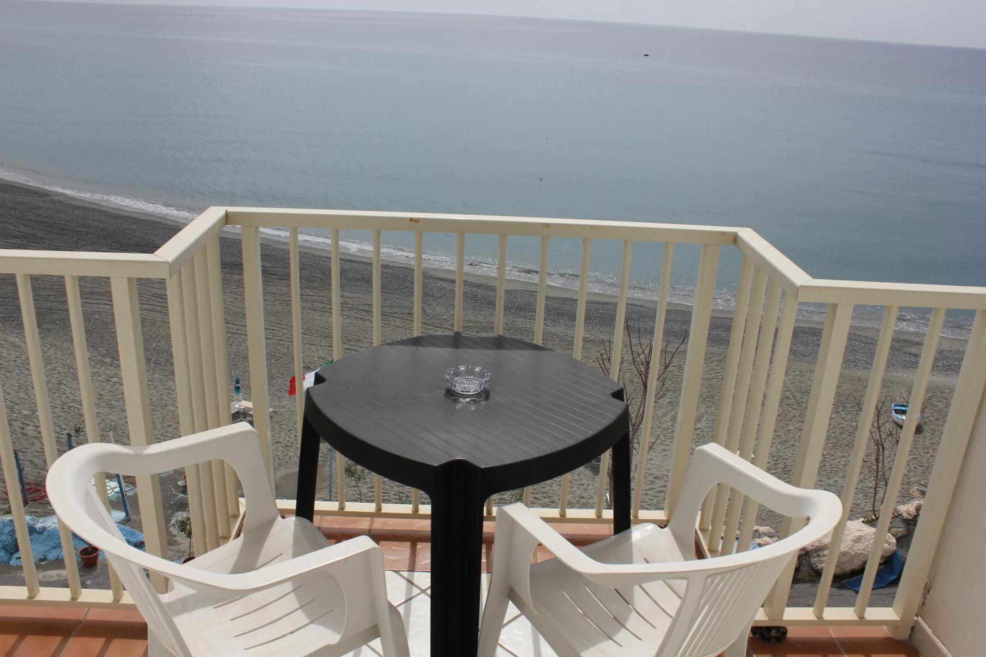 Hotel Ristorante Mareblu Амантеа Екстер'єр фото